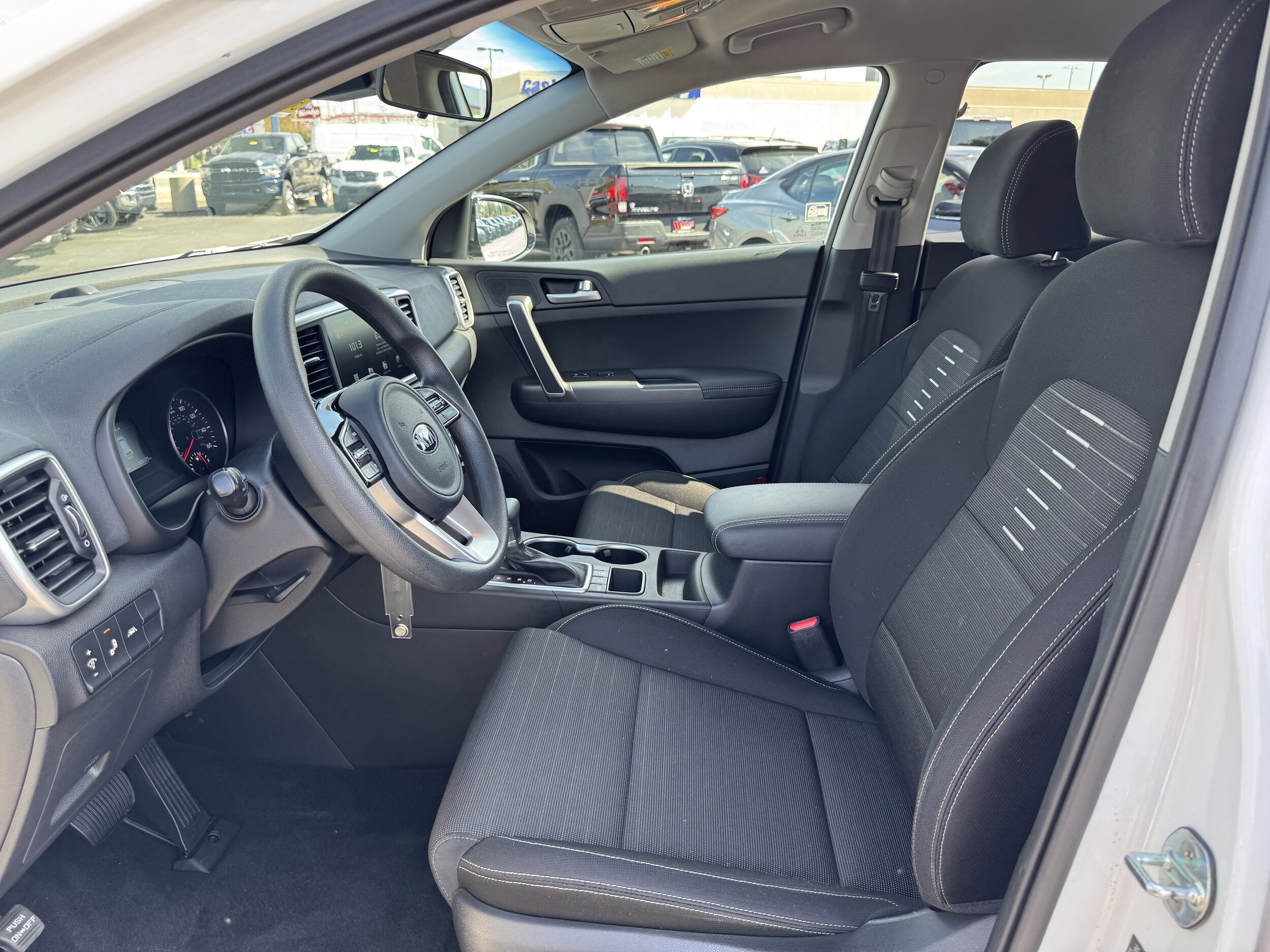 2021 Kia Sportage LX photo 4