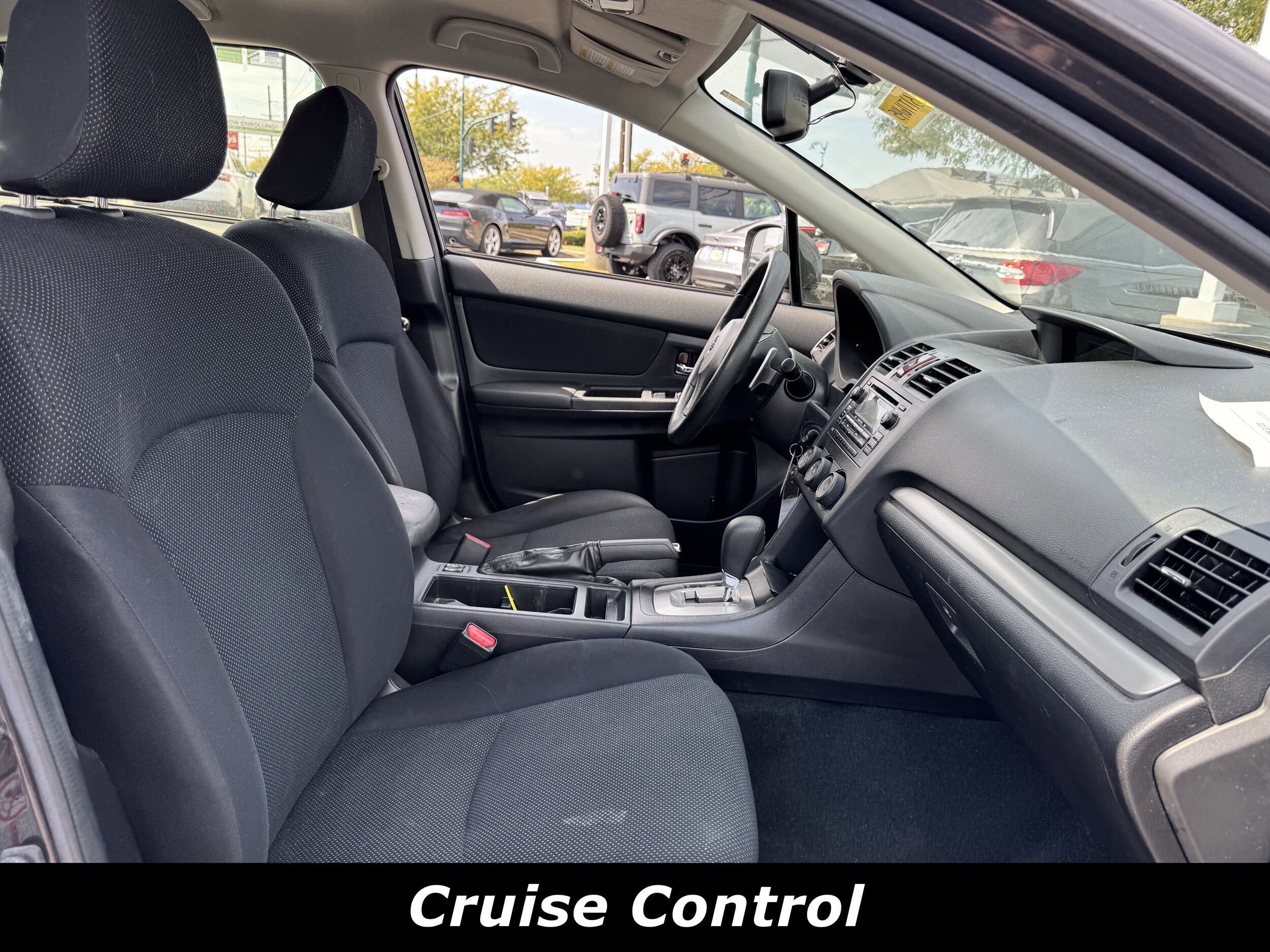 2014 Subaru Impreza 2.0i Premium photo 4