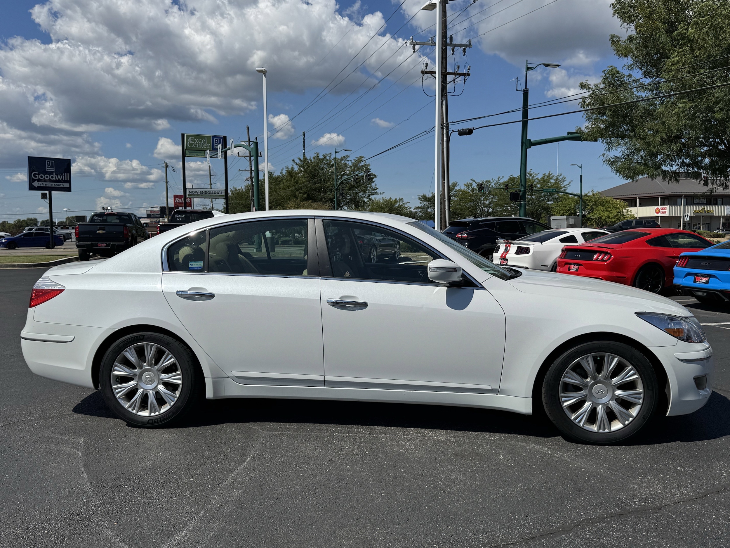Used 2011 Hyundai Genesis 3.8 with VIN KMHGC4DE2BU138407 for sale in Clarksville, IN