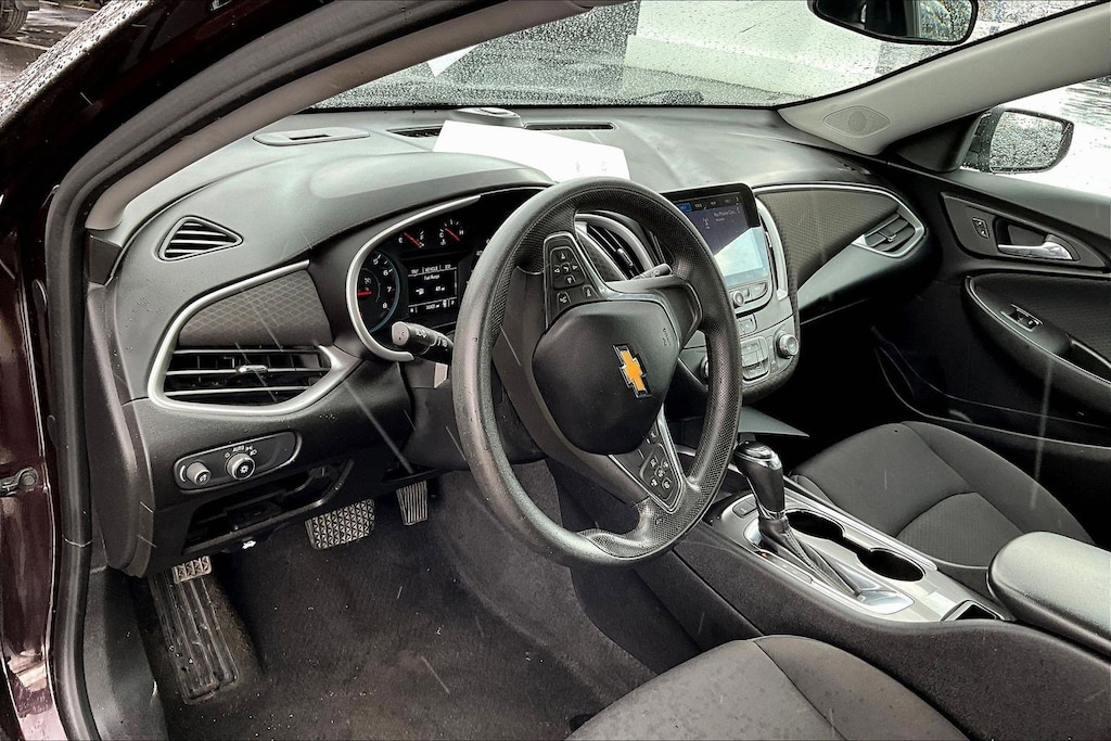 Used 2020 Chevrolet Malibu LS w/1FL Sedan