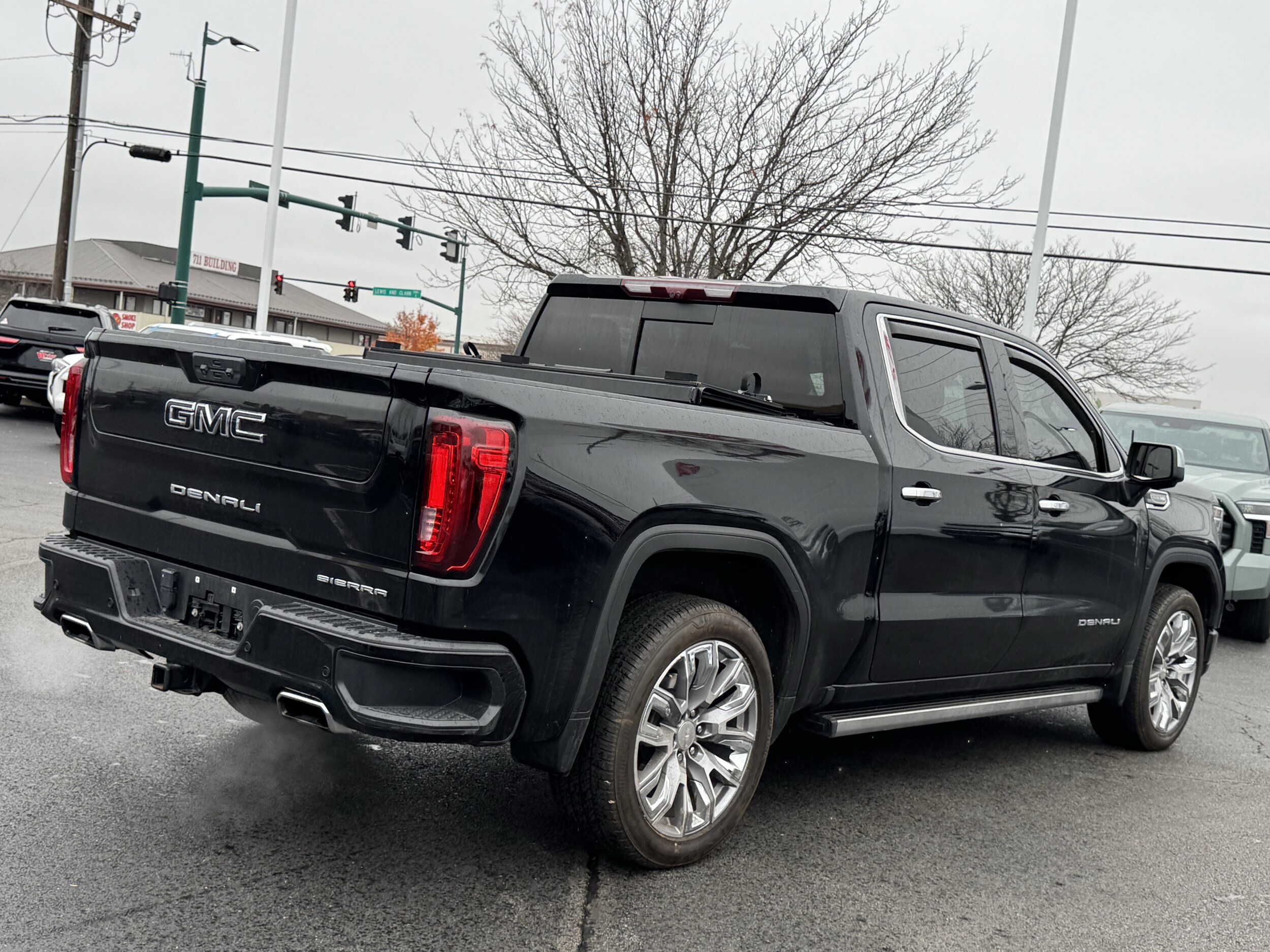 2022 Gmc Sierra 1500 Denali photo 2
