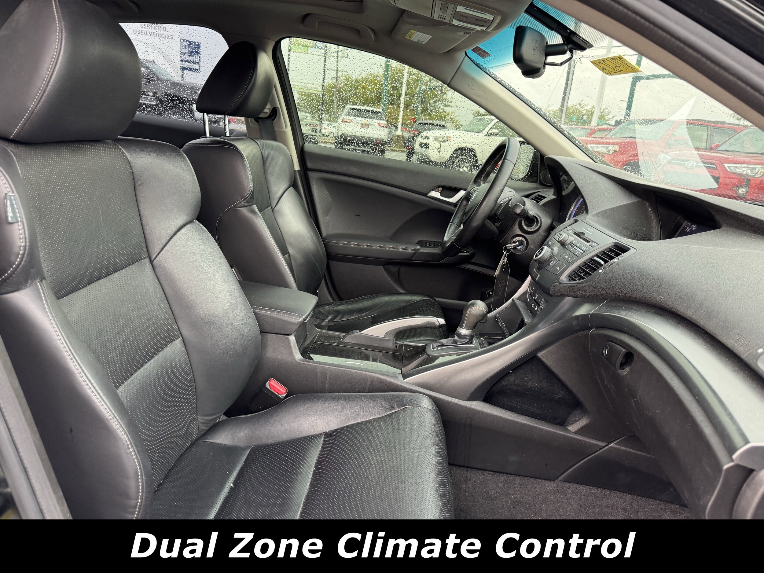 2013 Acura TSX photo 2