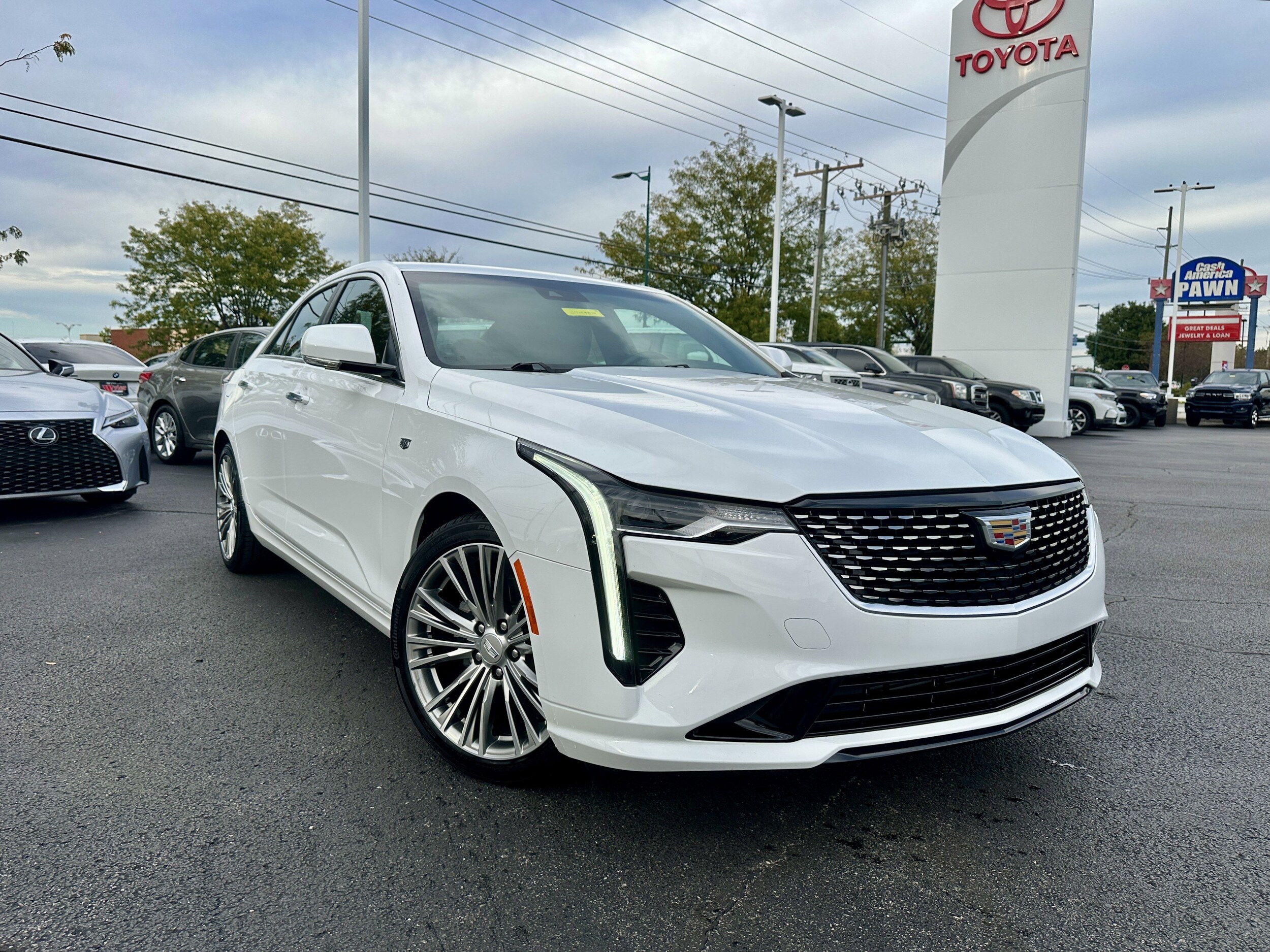 2020 Cadillac CT4 Premium Luxury photo 2