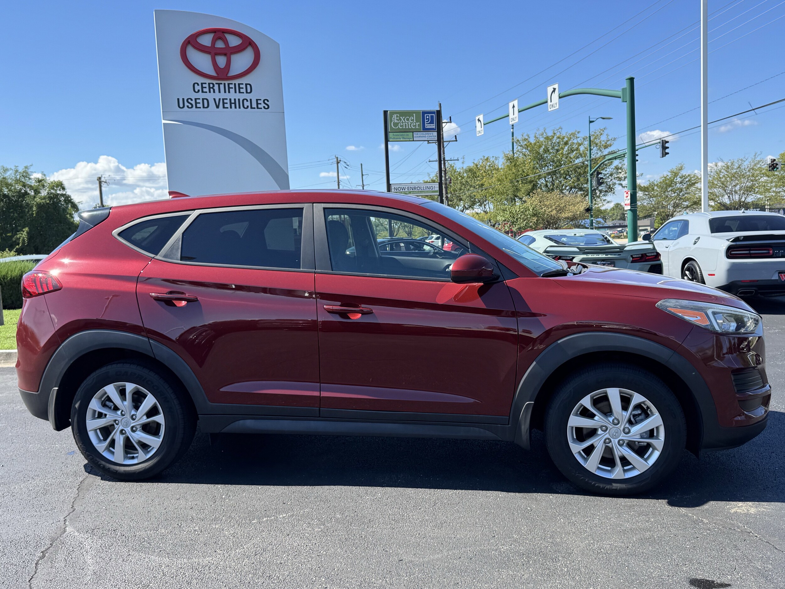 2020 Hyundai Tucson SE photo 2