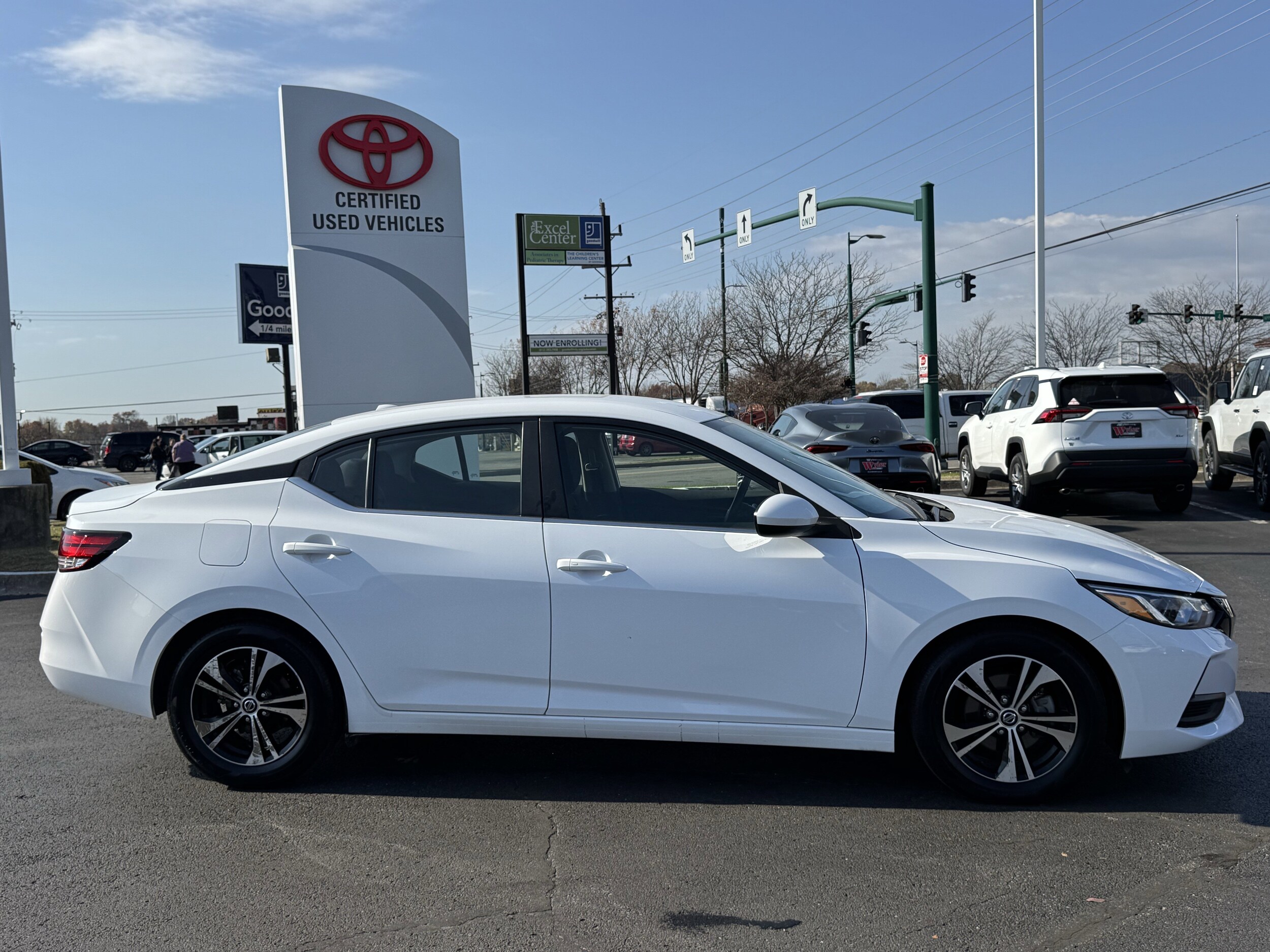 2023 Nissan Sentra SV photo 2