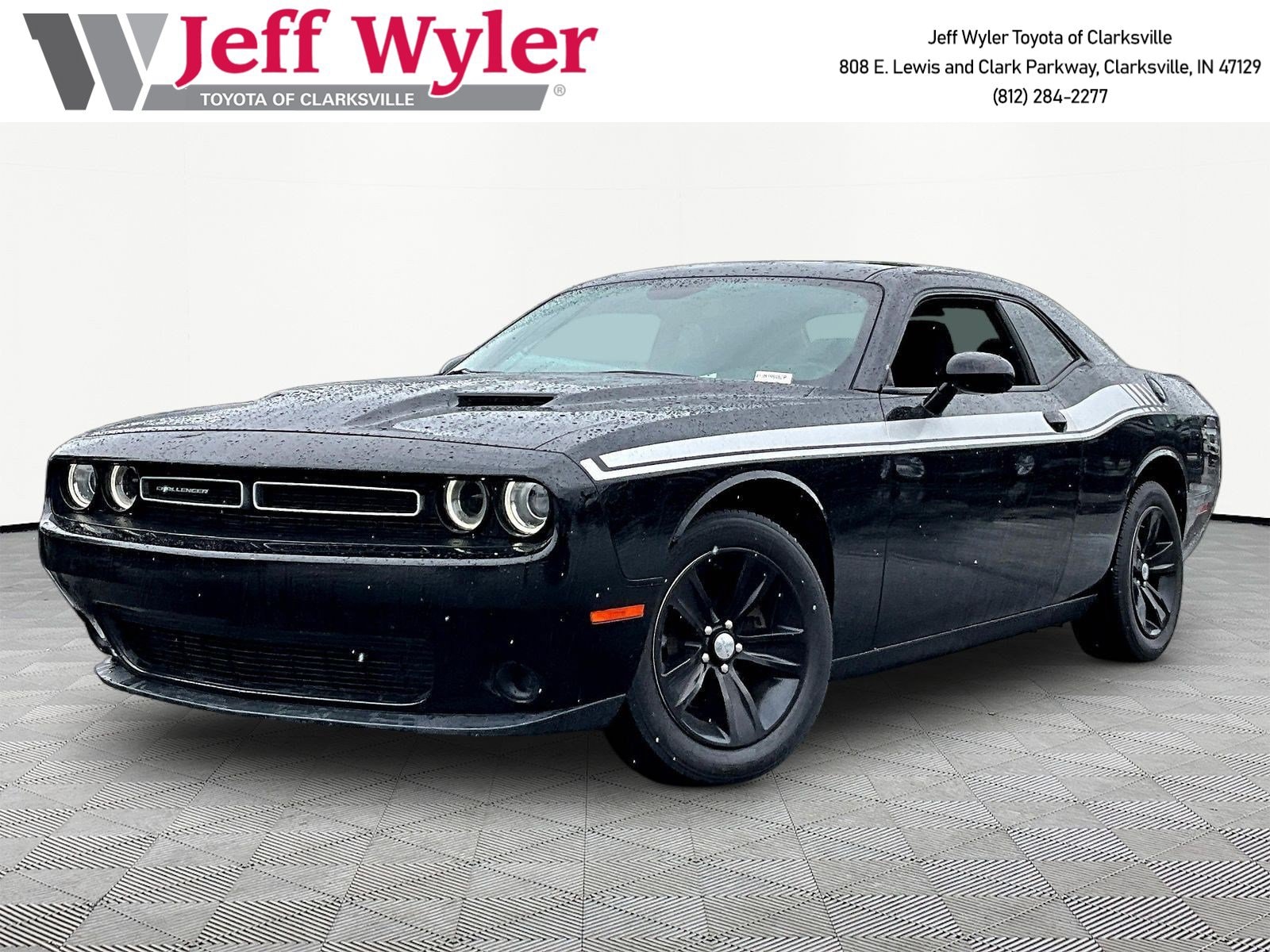 2018 Dodge Challenger SXT's photo