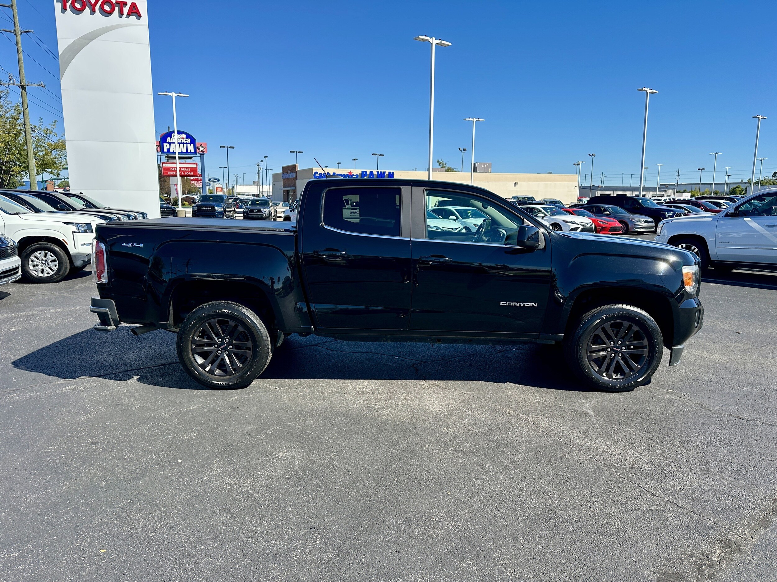 2020 Gmc Canyon SLE photo 4