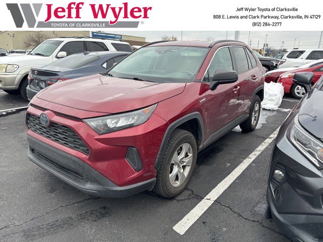 2019 Toyota RAV4 LE's photo