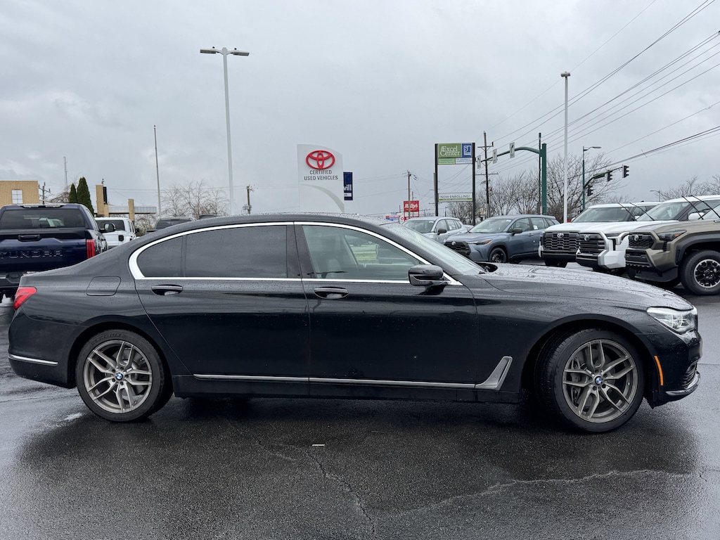 Used 2018 BMW 750i xDrive Sedan