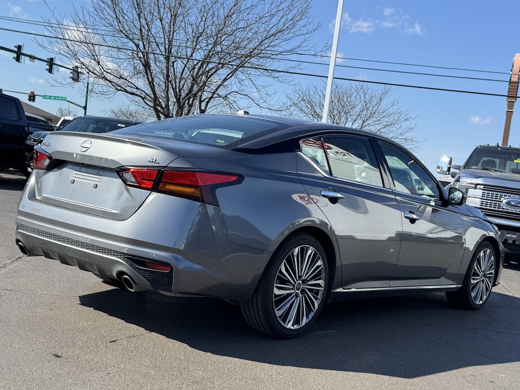 Used 2023 Nissan Altima 2.5 SL Sedan