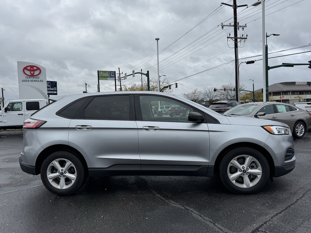 Used 2021 Ford Edge SE SUV