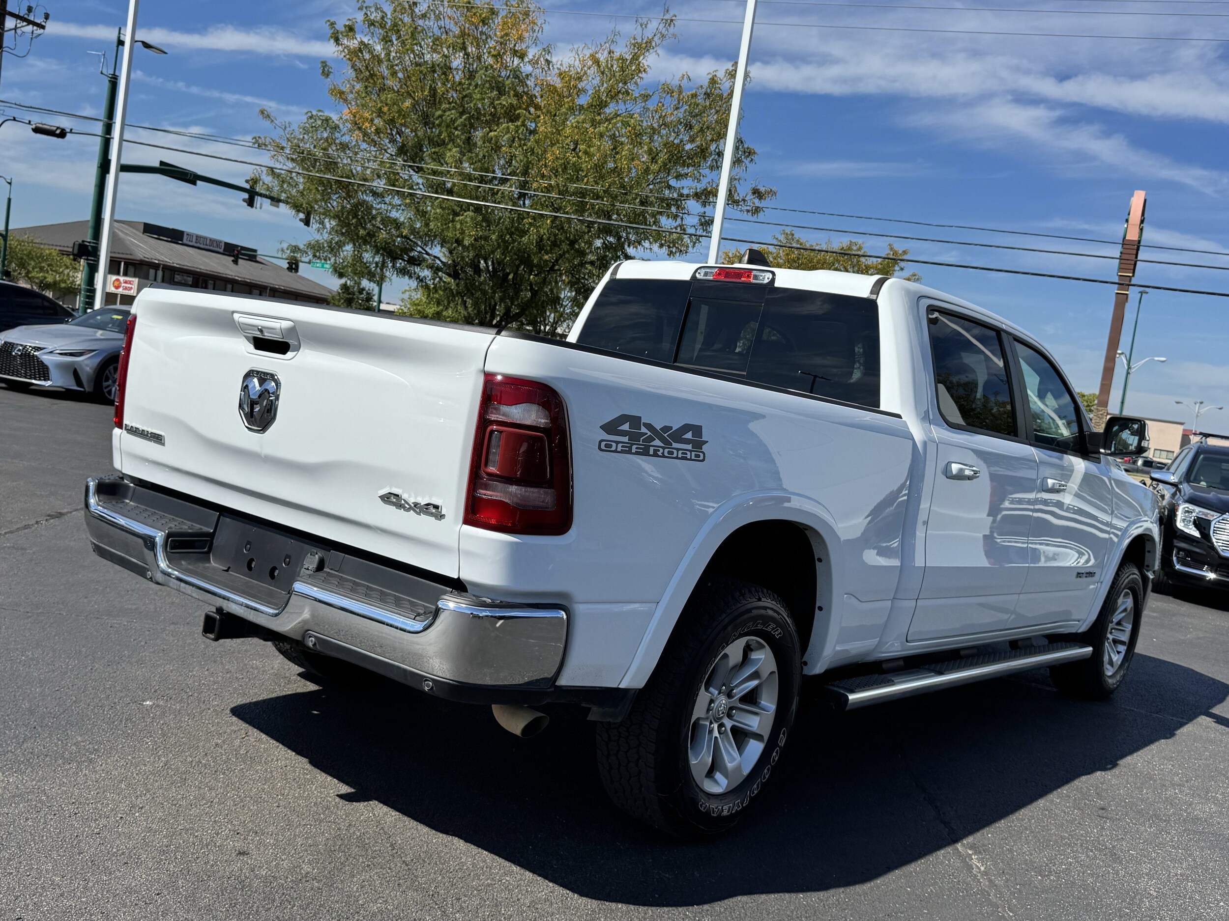 2022 Ram 1500 Laramie photo 3