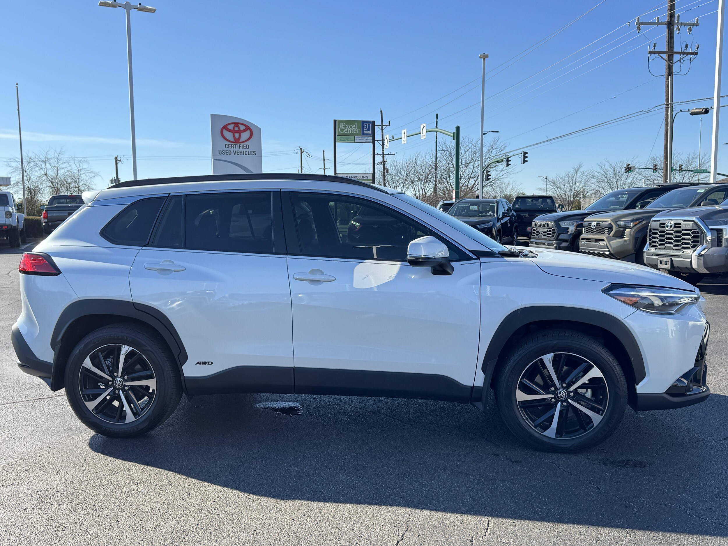 2024 Toyota Corolla Hybrid XSE photo 2