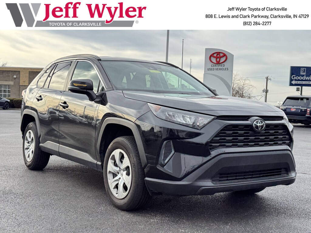 Used 2021 Toyota RAV4 LE SUV