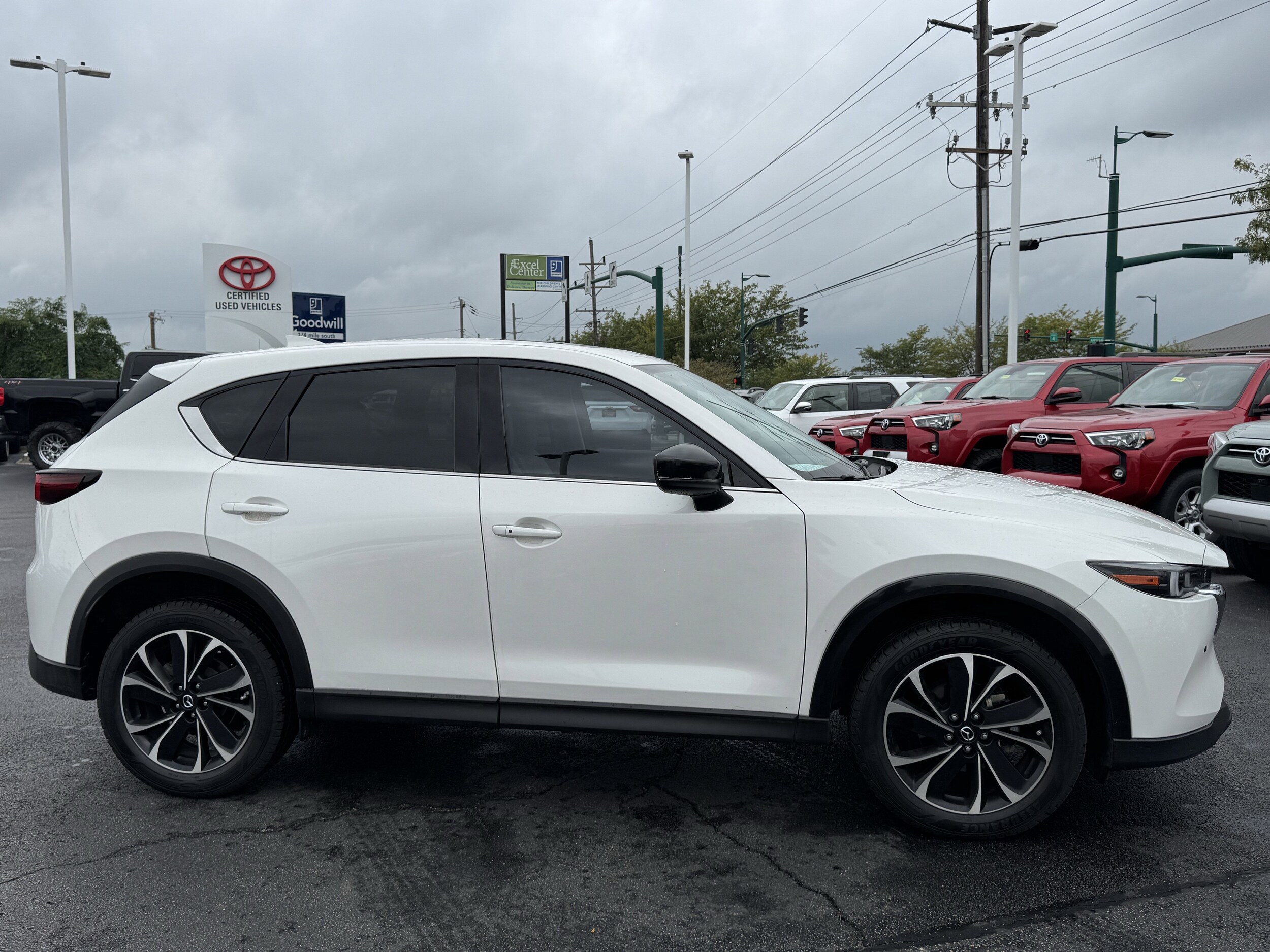 2023 Mazda CX-5 2.5 S Premium photo 2