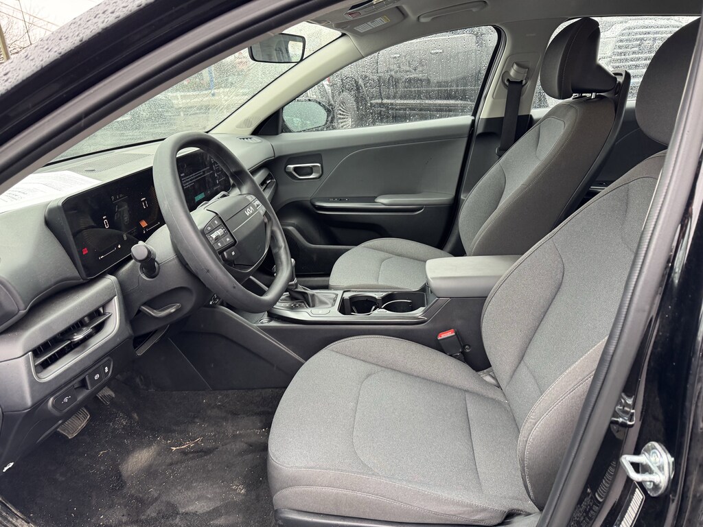 Used 2025 Kia K4 LXS Sedan