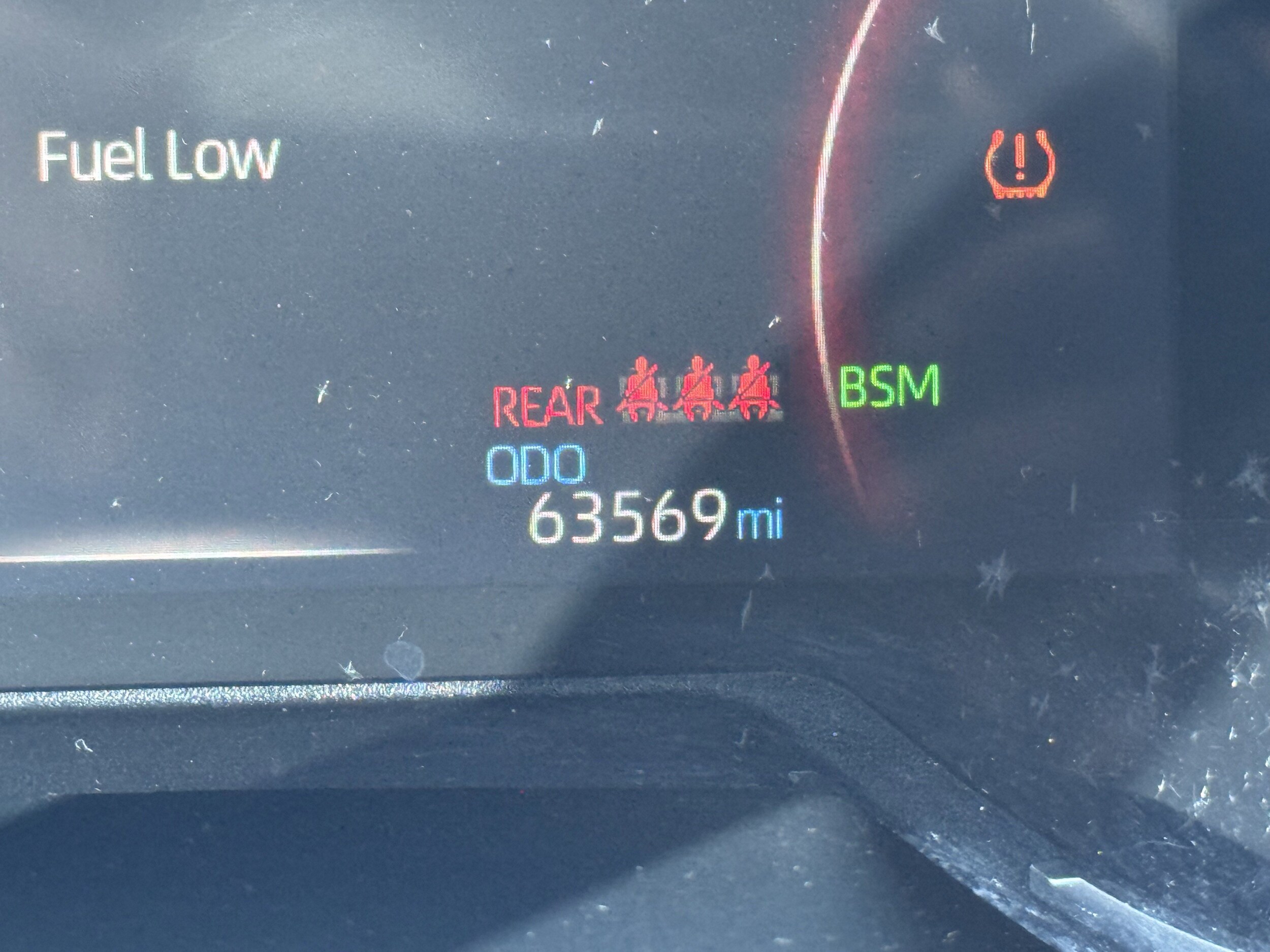 2022 Toyota RAV4 Limited photo 4