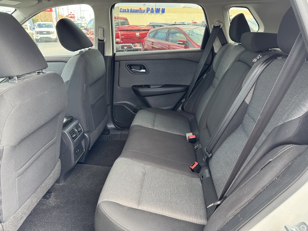 Used 2021 Nissan Rogue SV SUV