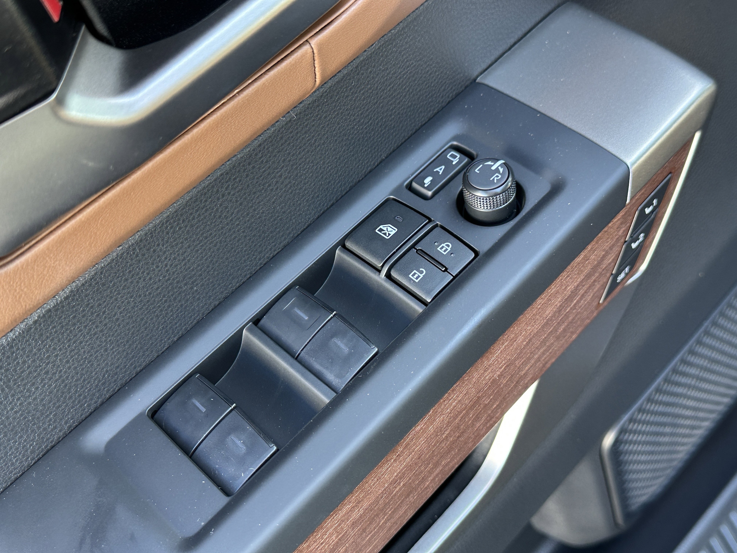 2026 Toyota Tundra 1794 Edition - Photo 26