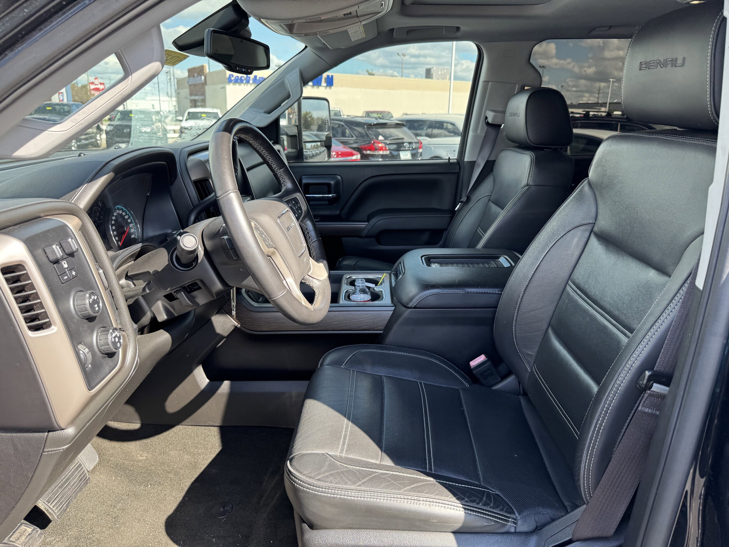 2017 Gmc Sierra Denali photo 4
