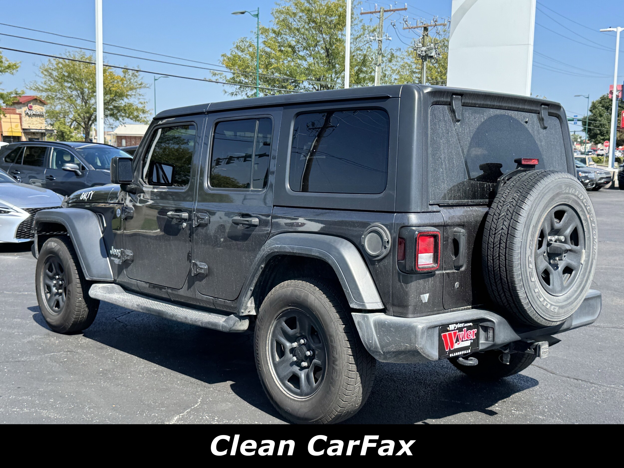 2018 Jeep Wrangler Unlimited Sport photo 2