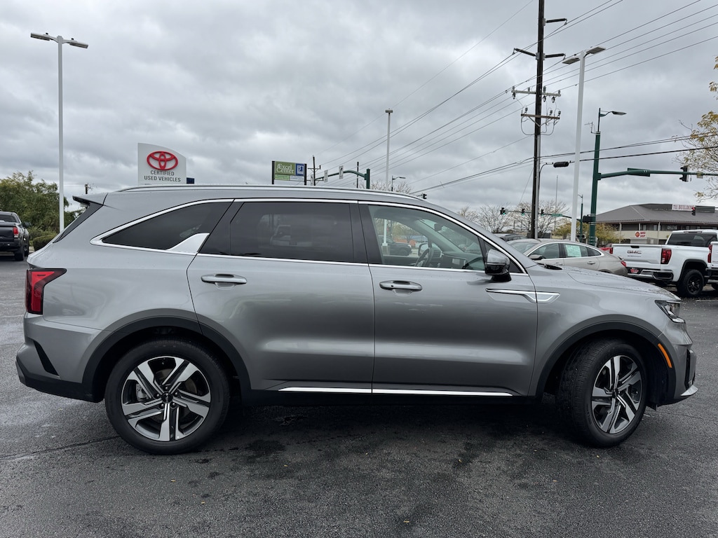 Used 2024 Kia Sorento Hybrid EX SUV