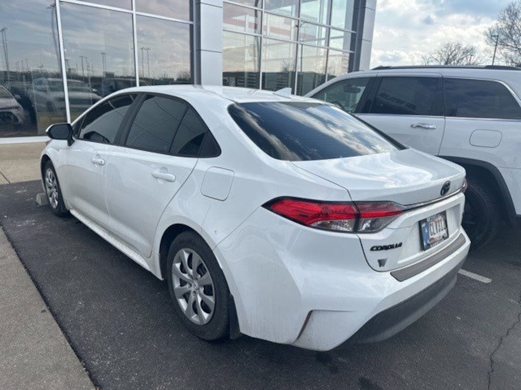 Used 2024 Toyota Corolla LE Sedan