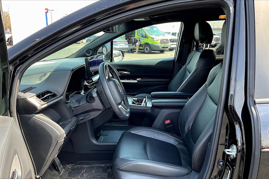Used 2025 Toyota Sienna Van Passenger Van