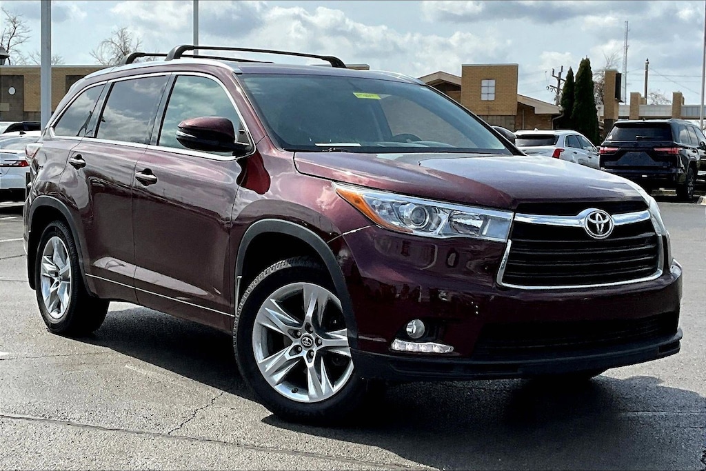 Used 2016 Toyota Highlander Limited V6 SUV