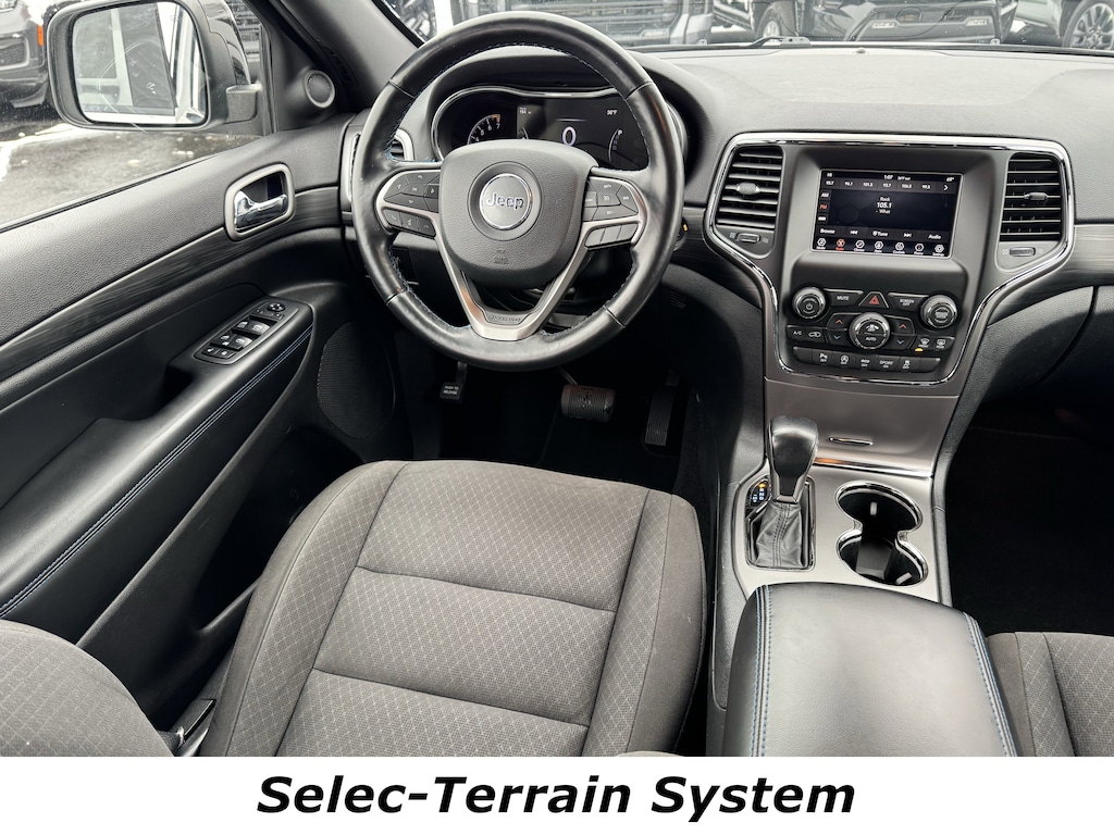 Used 2020 Jeep Grand Cherokee Laredo SUV