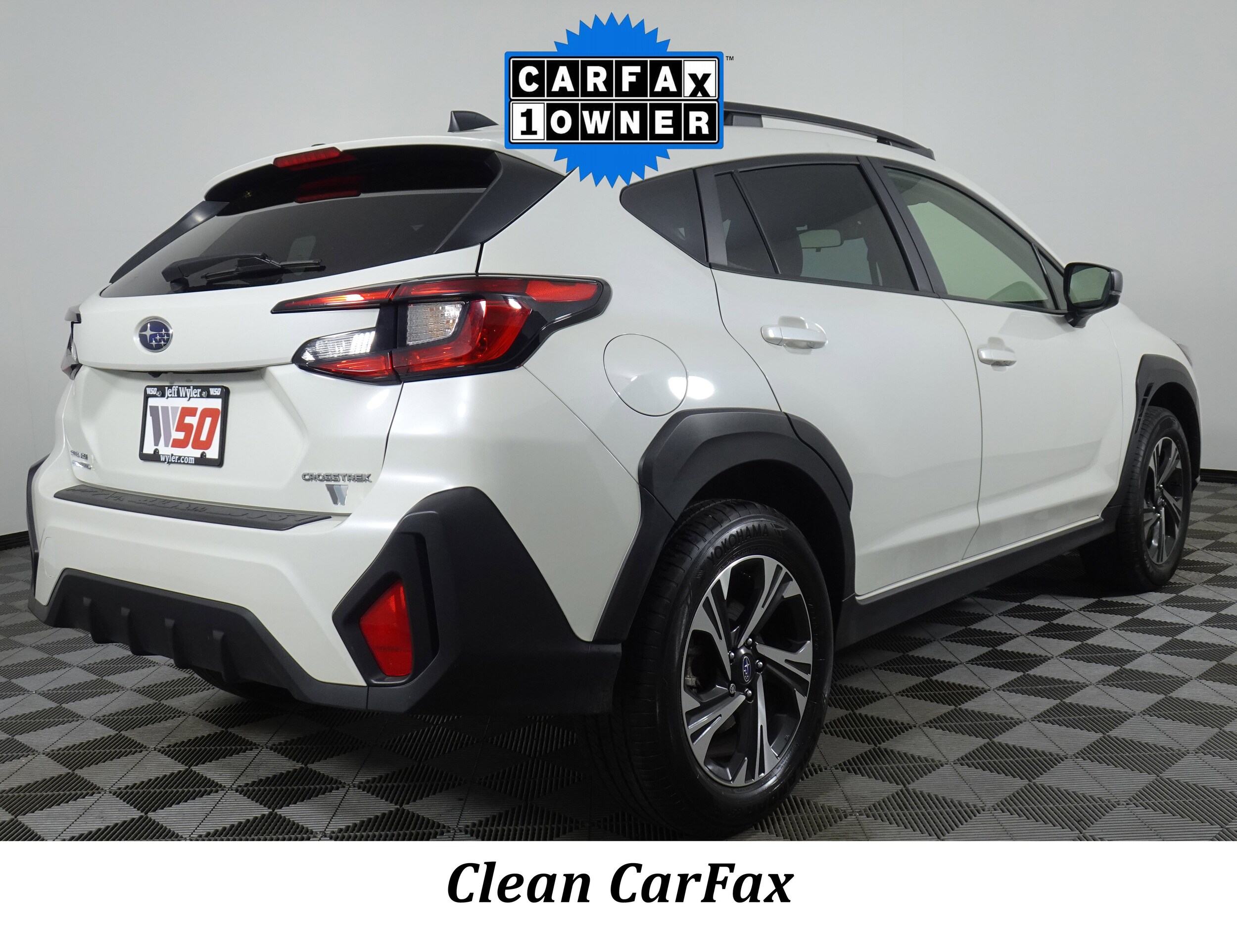 2024 Subaru Crosstrek Premium photo 2