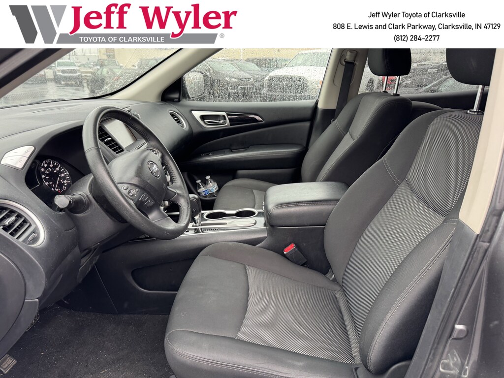 Used 2020 Nissan Pathfinder SV SUV