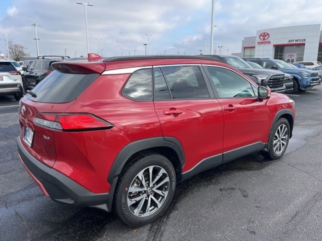 Used 2023 Toyota Corolla Cross XLE SUV