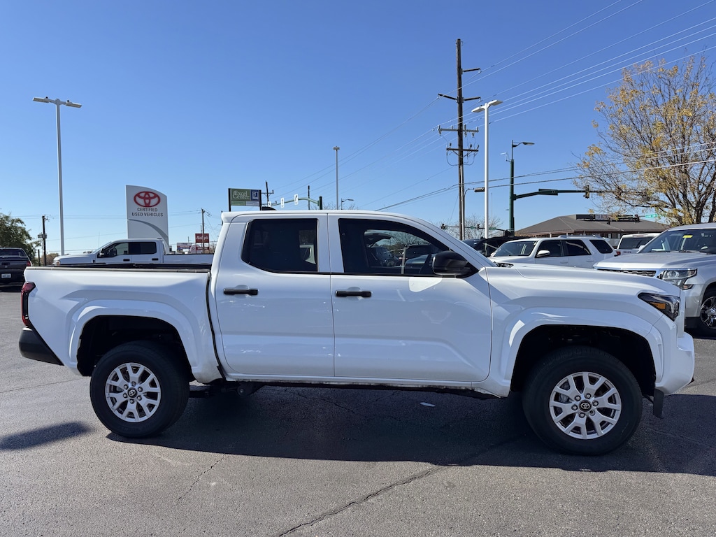 Used 2024 Toyota Tacoma SR Truck Double Cab