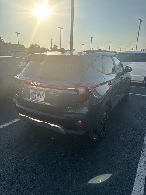 2025 Kia Seltos S photo 4