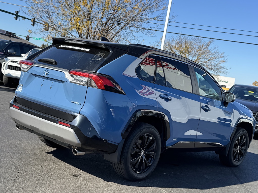 Used 2022 Toyota RAV4 Hybrid XSE SUV