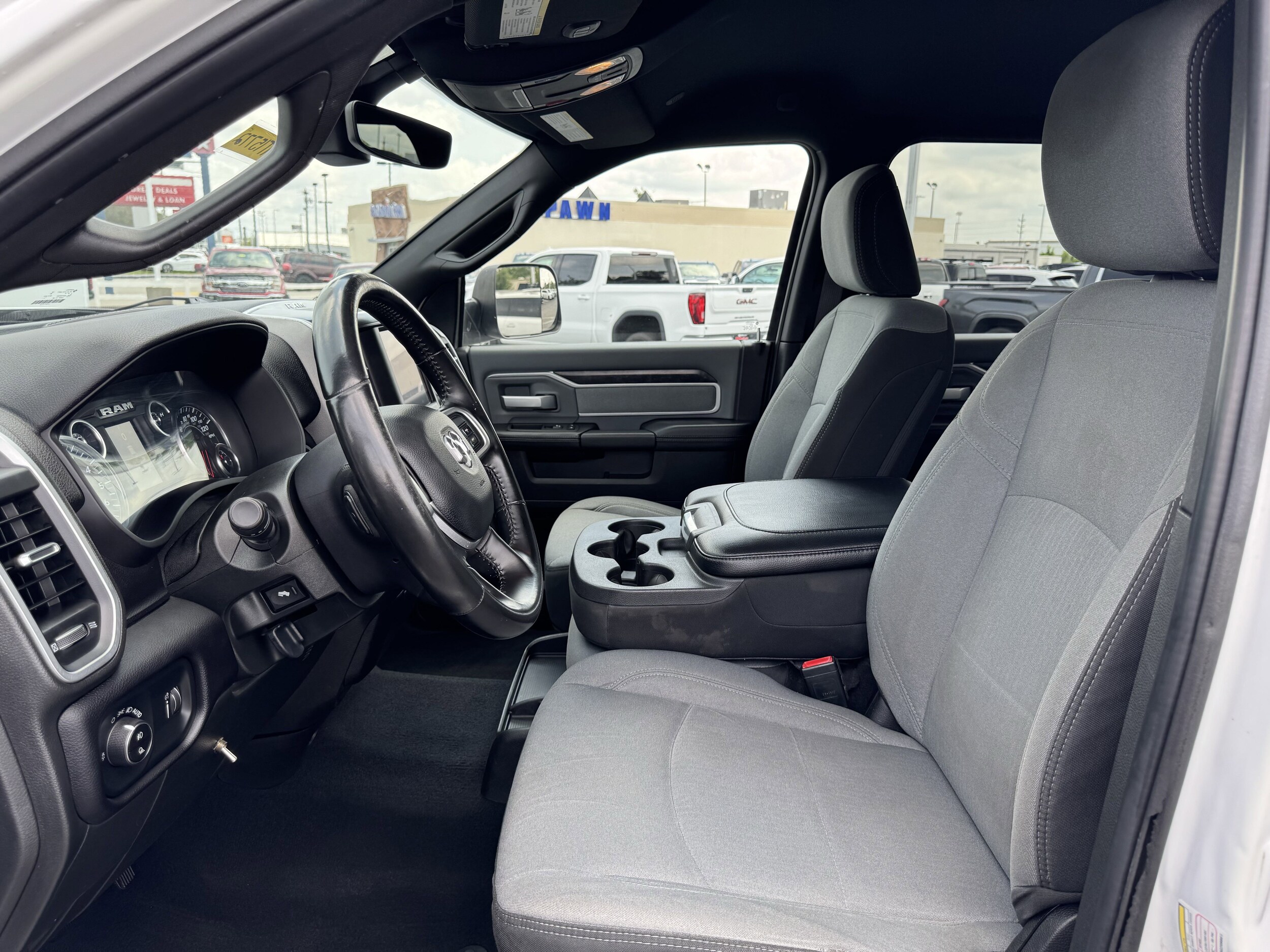 2022 Ram 2500 Big Horn photo 4