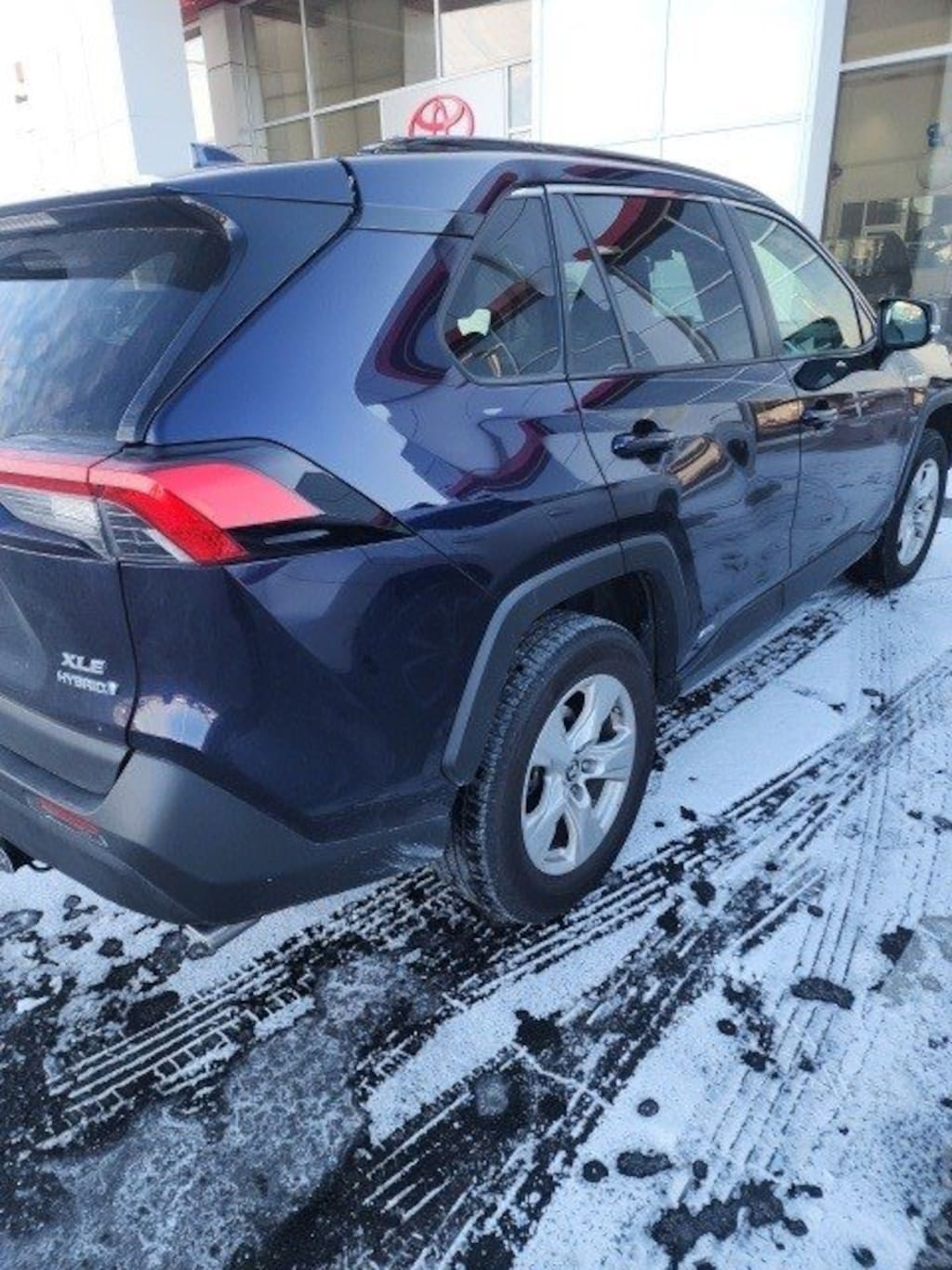 Used 2019 Toyota RAV4 Hybrid XLE SUV