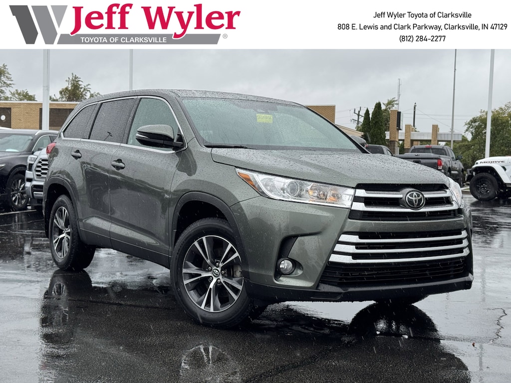 Used 2019 Toyota Highlander LE Plus V6 SUV