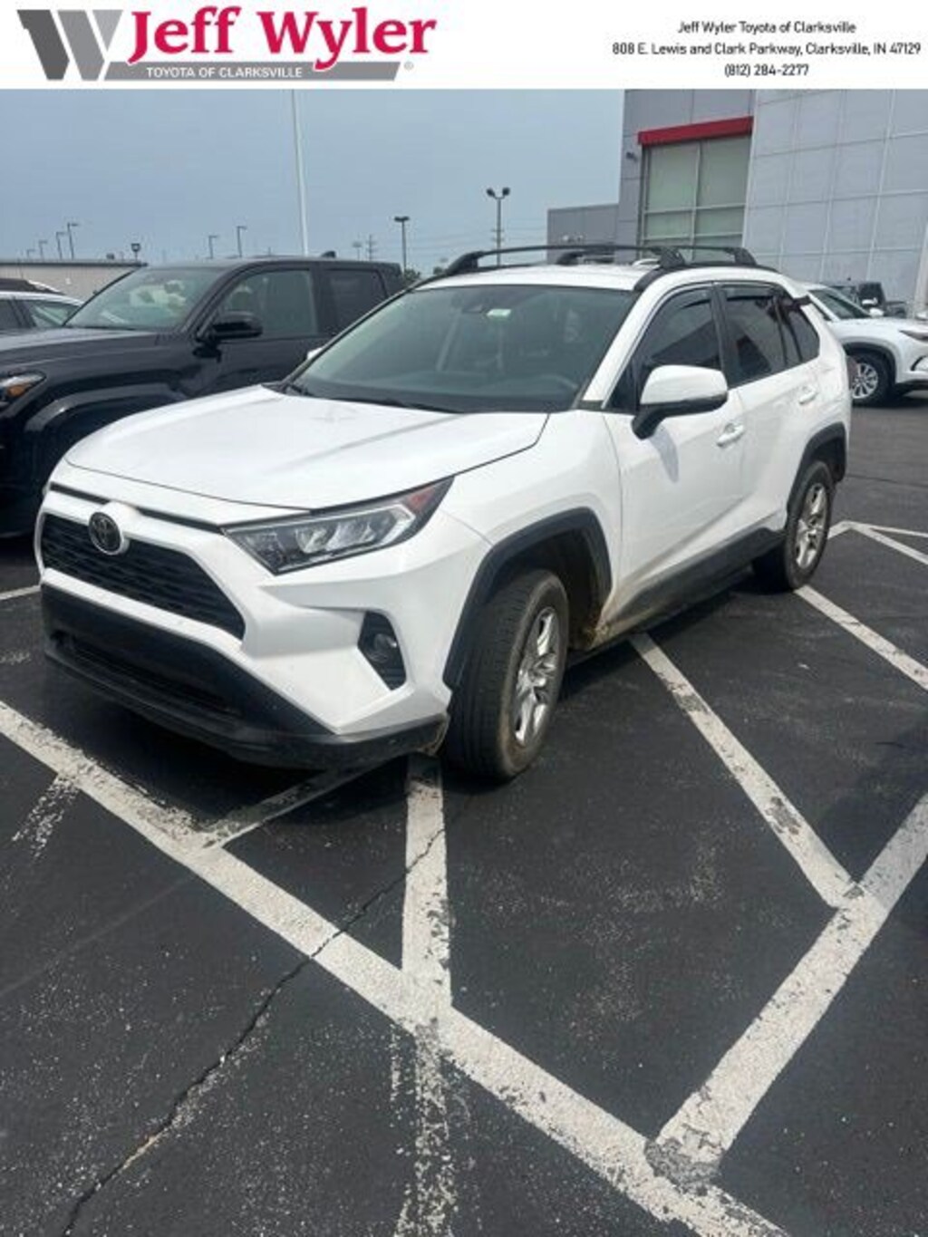 Used 2021 Toyota RAV4 XLE SUV