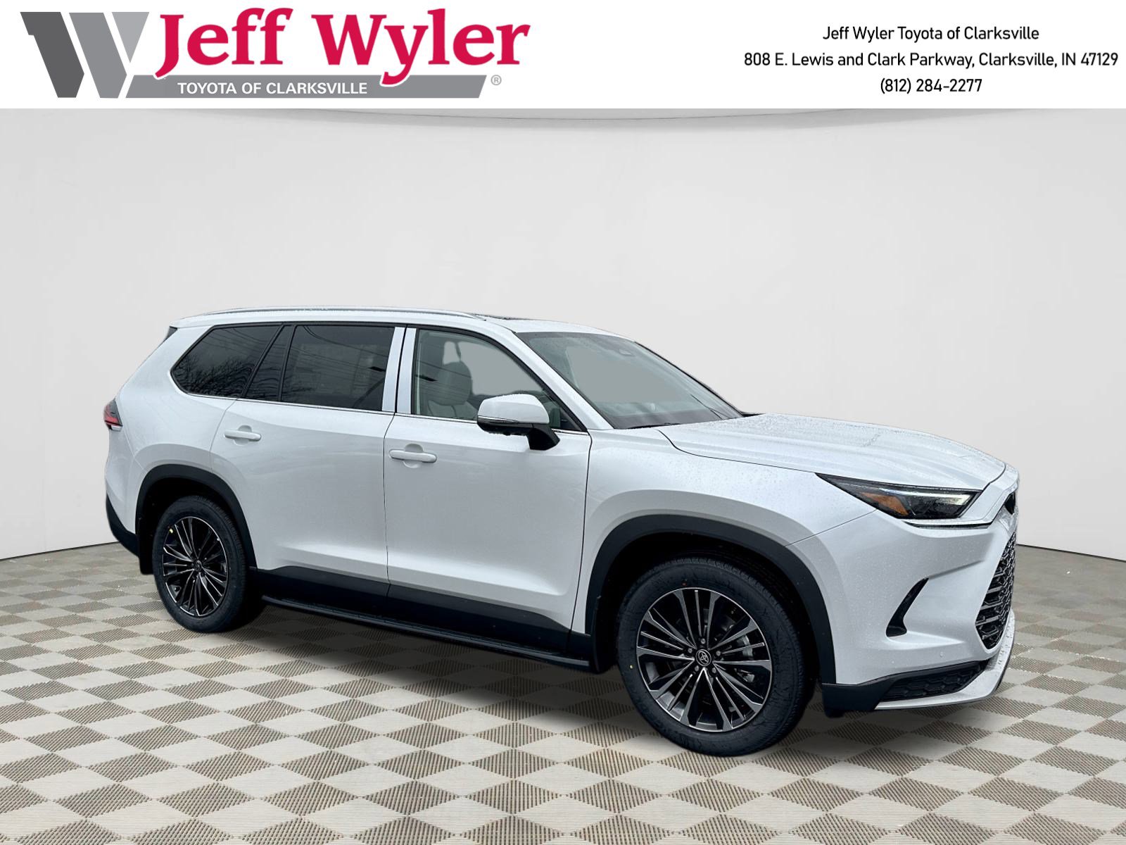 2026 Toyota Grand Highlander Platinum's photo