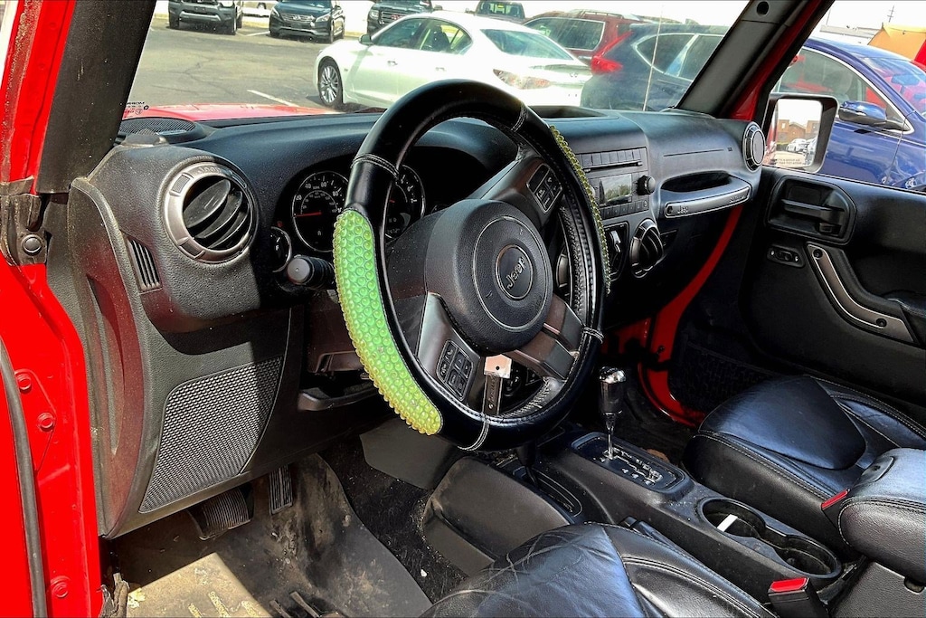 Used 2018 Jeep Wrangler JK Unlimited Sahara 4x4 SUV