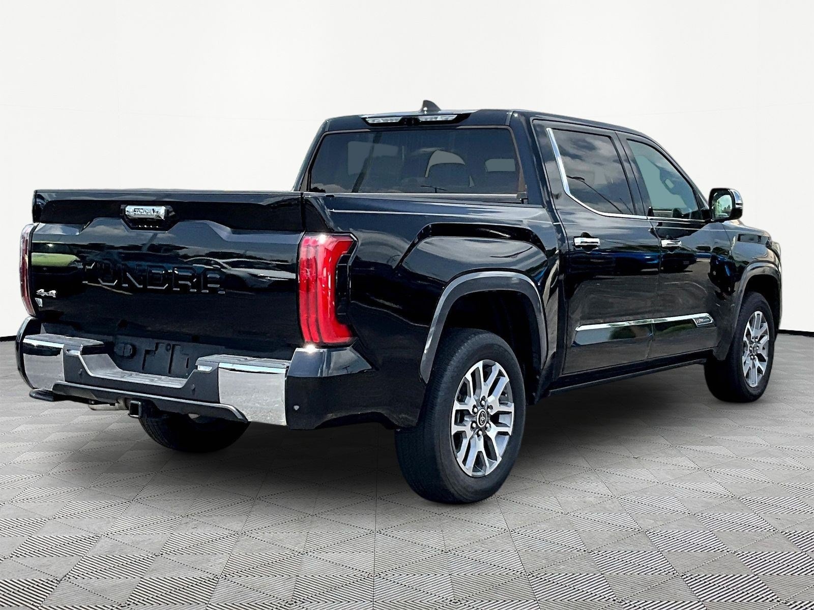 2024 Toyota Tundra 1794 Edition - Photo 8