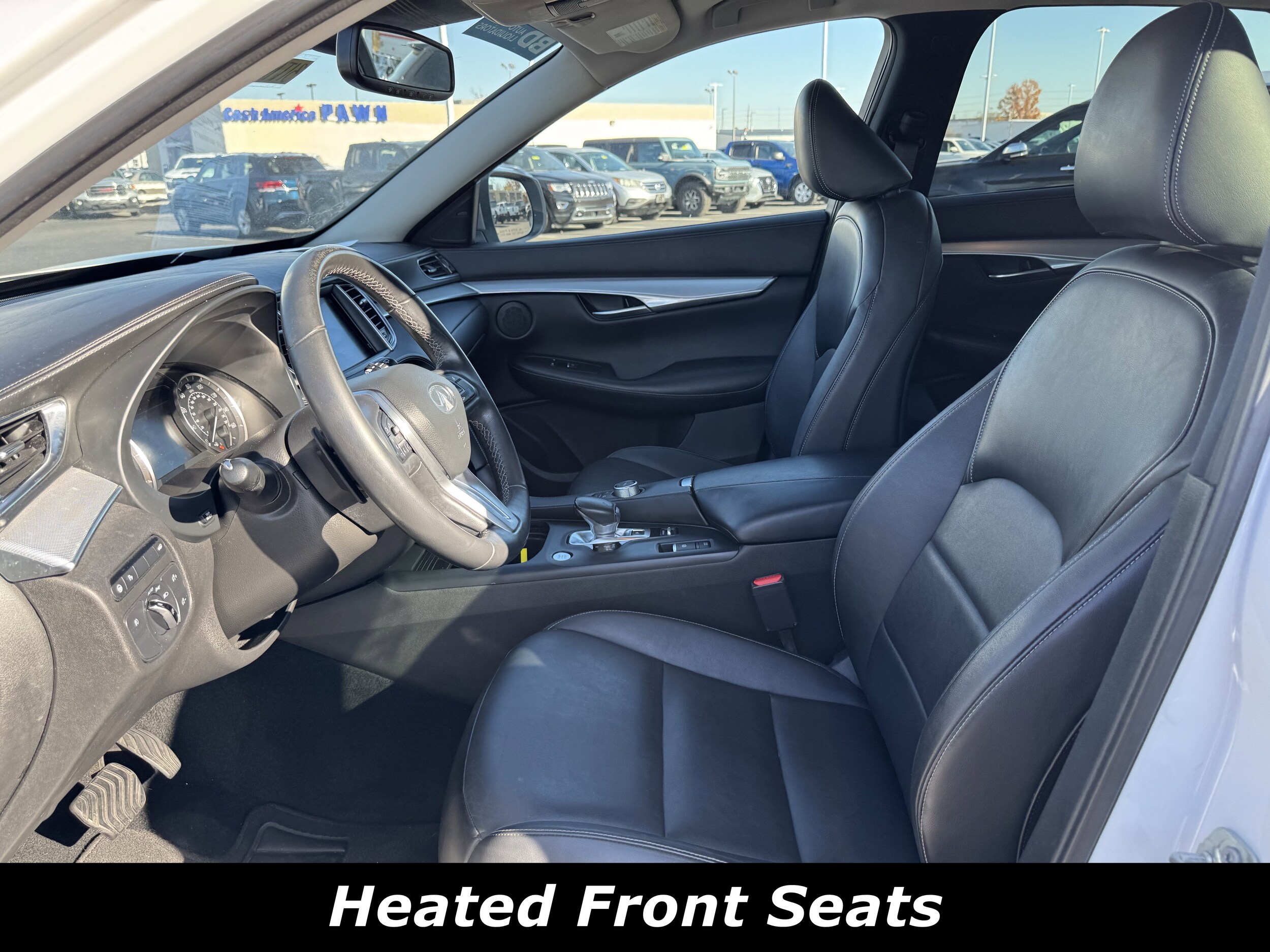 2021 Infiniti QX50 Luxe photo 2