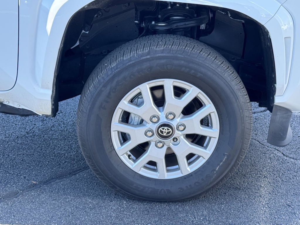 Used 2024 Toyota Tacoma SR Truck Double Cab