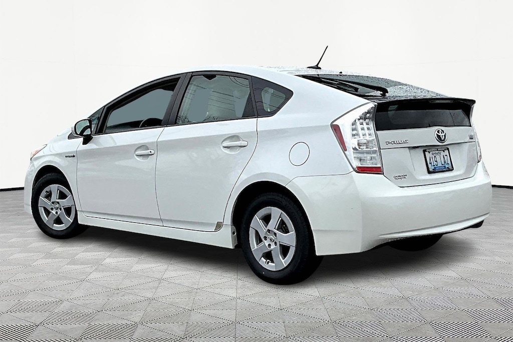 Used 2010 Toyota Prius I Hatchback