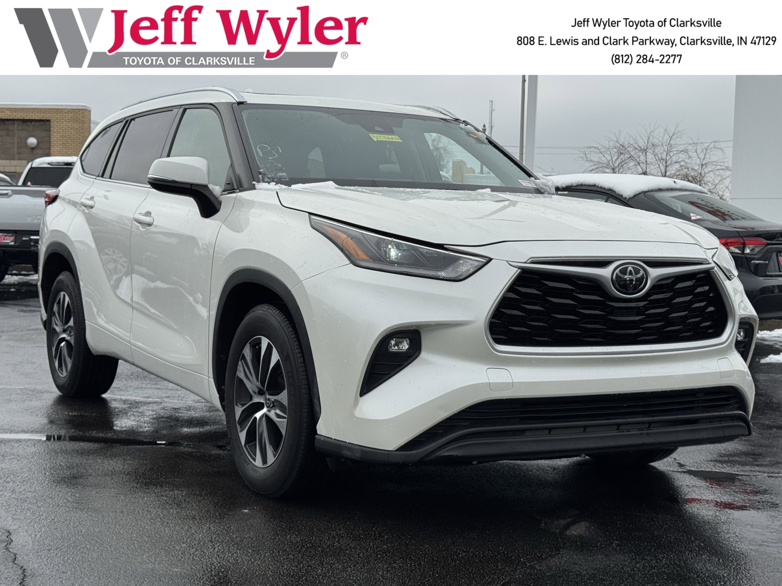 2021 Toyota Highlander XLE's photo