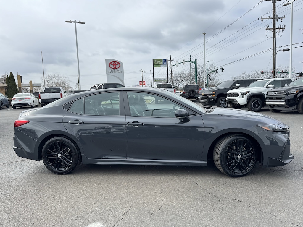 Used 2025 Toyota Camry SE Sedan