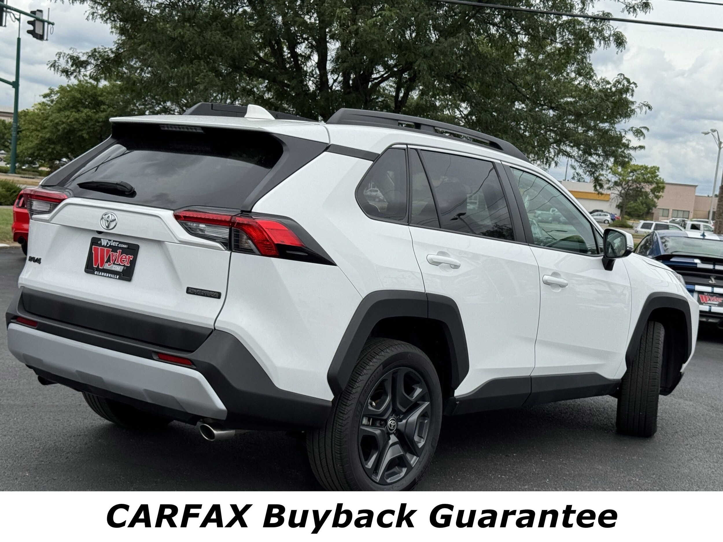 2024 Toyota RAV4 Adventure photo 3