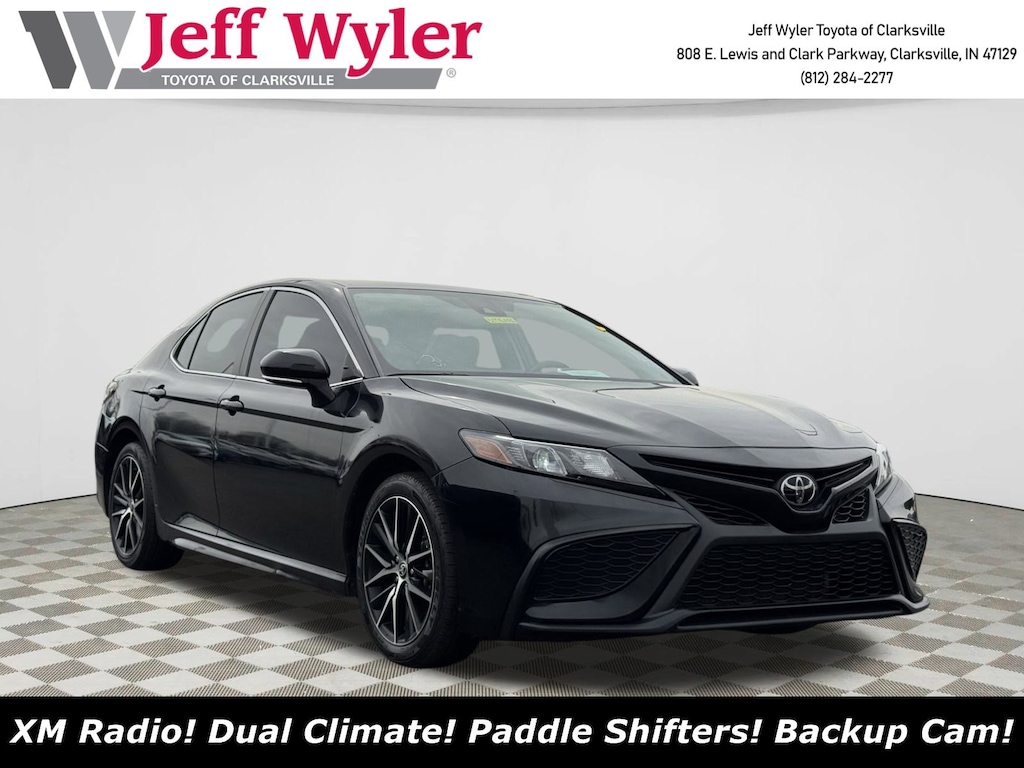 Used 2024 Toyota Camry SE Sedan